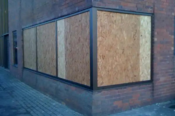 Notverglasung für Eckfenster und Spezialverglasungen – Fachservice Troisdorf